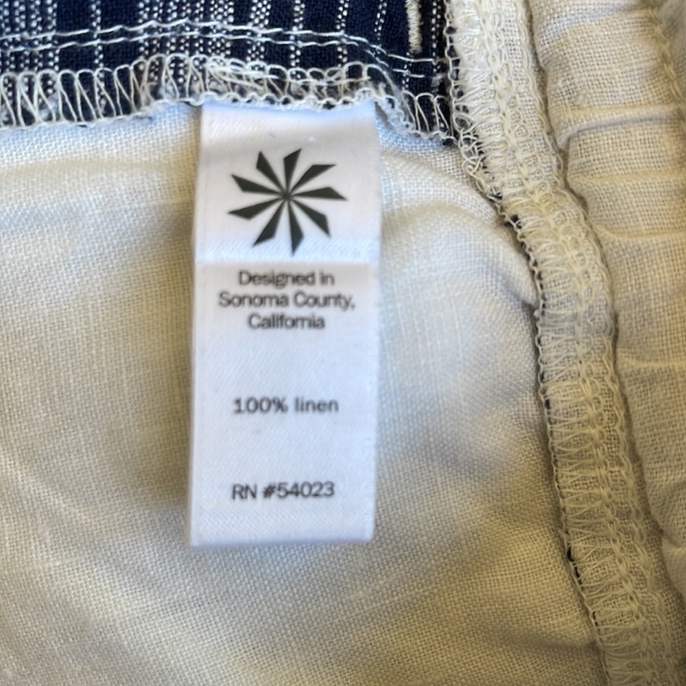 Athleta Linen Jacquard Sandbar Shorts • Navy Stripe - Picture 7 of 8